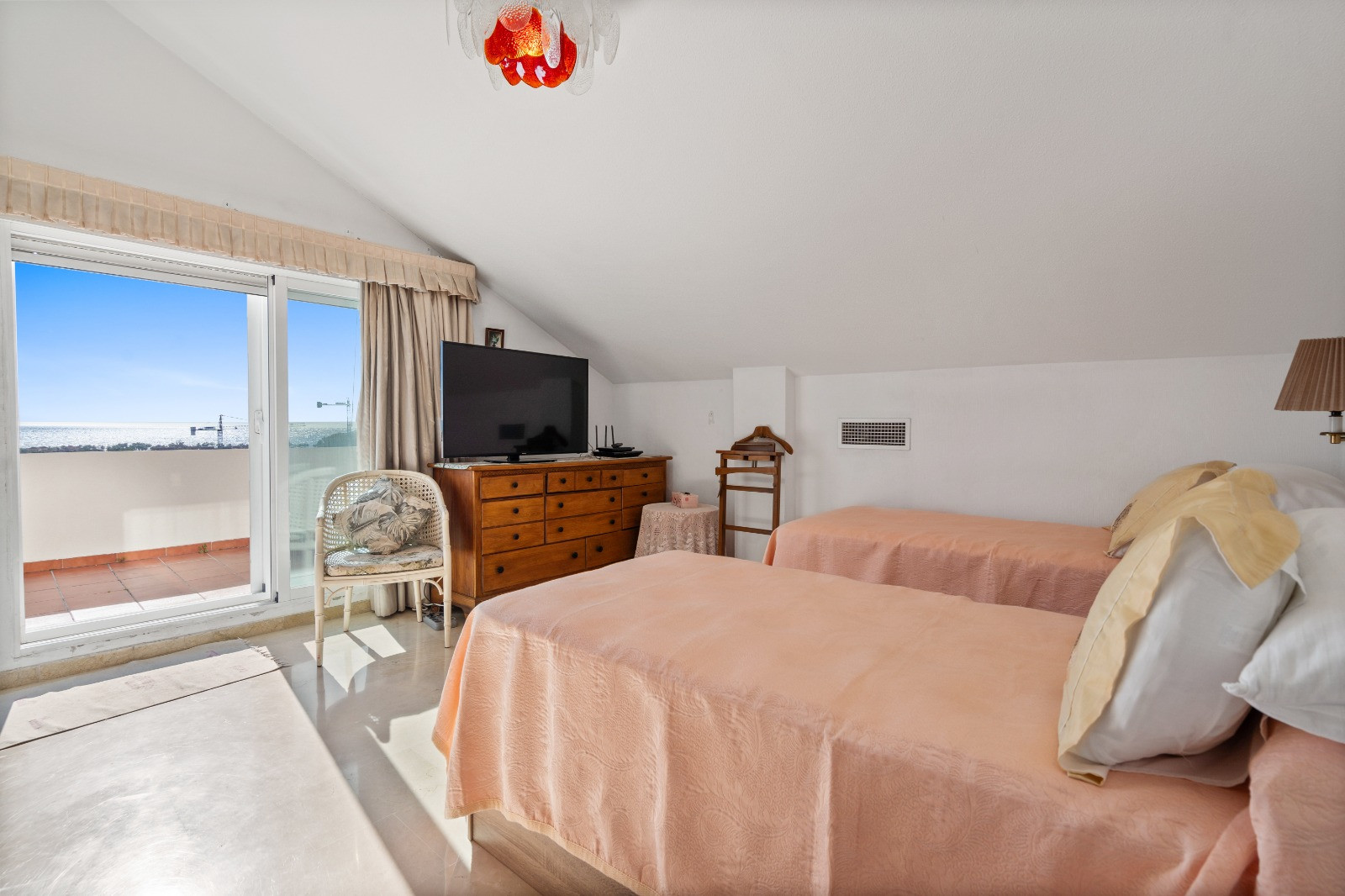3 Bedroom Penthouse in San Pedro de Alcántara - Photo 16