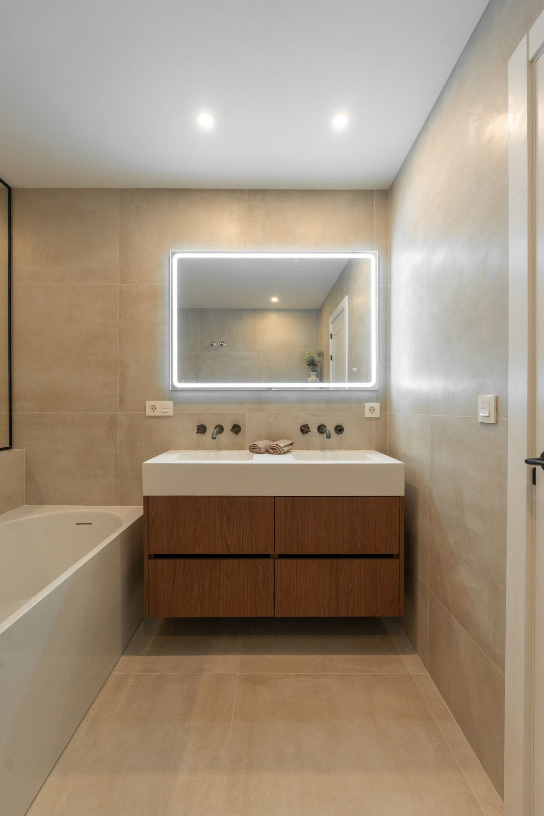 3 Bedroom Townhouse in Marbella - Photo 8