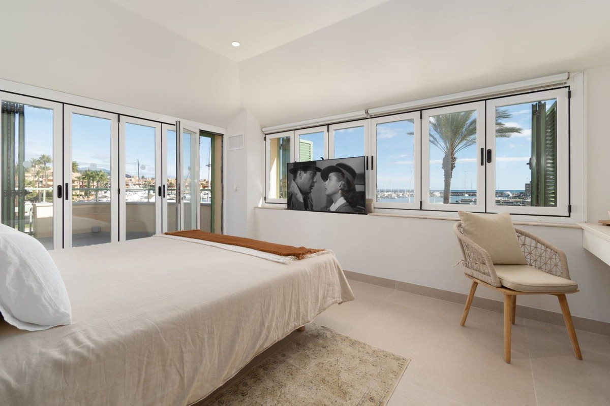 4 Bedroom Villa in Sotogrande - Photo 32