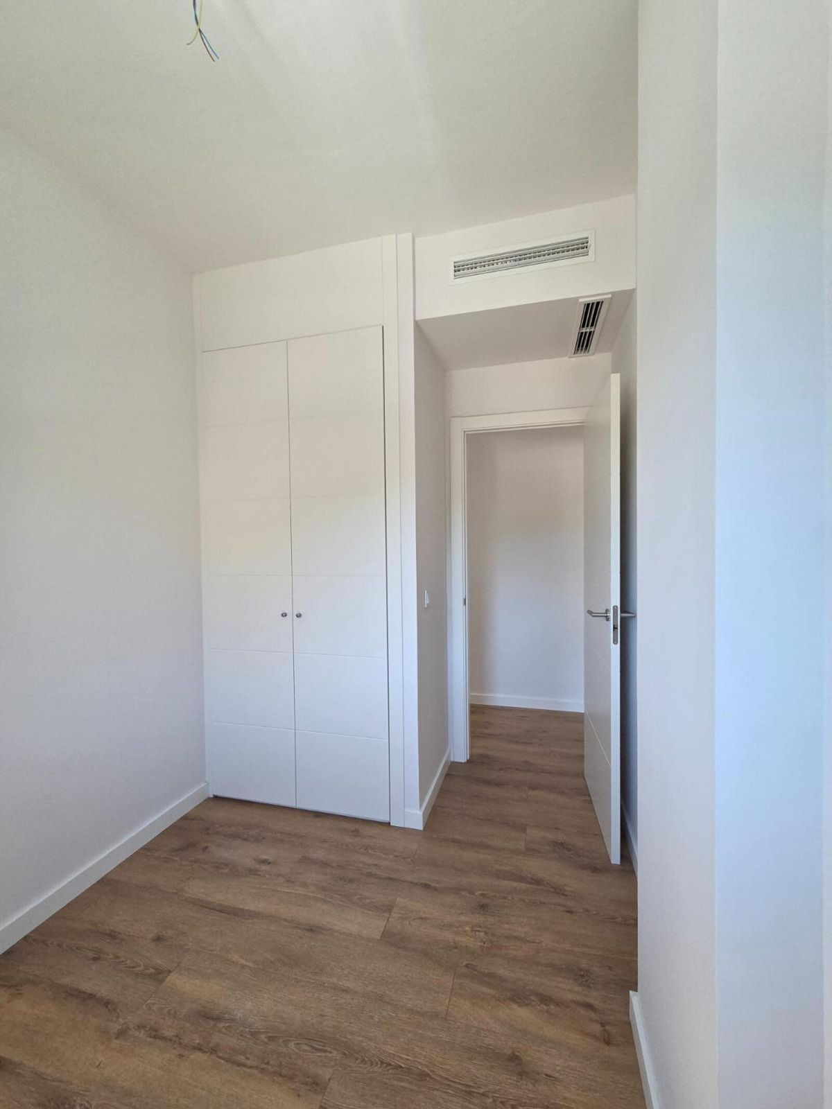 3 Bedroom Apartment in Estepona - Photo 15