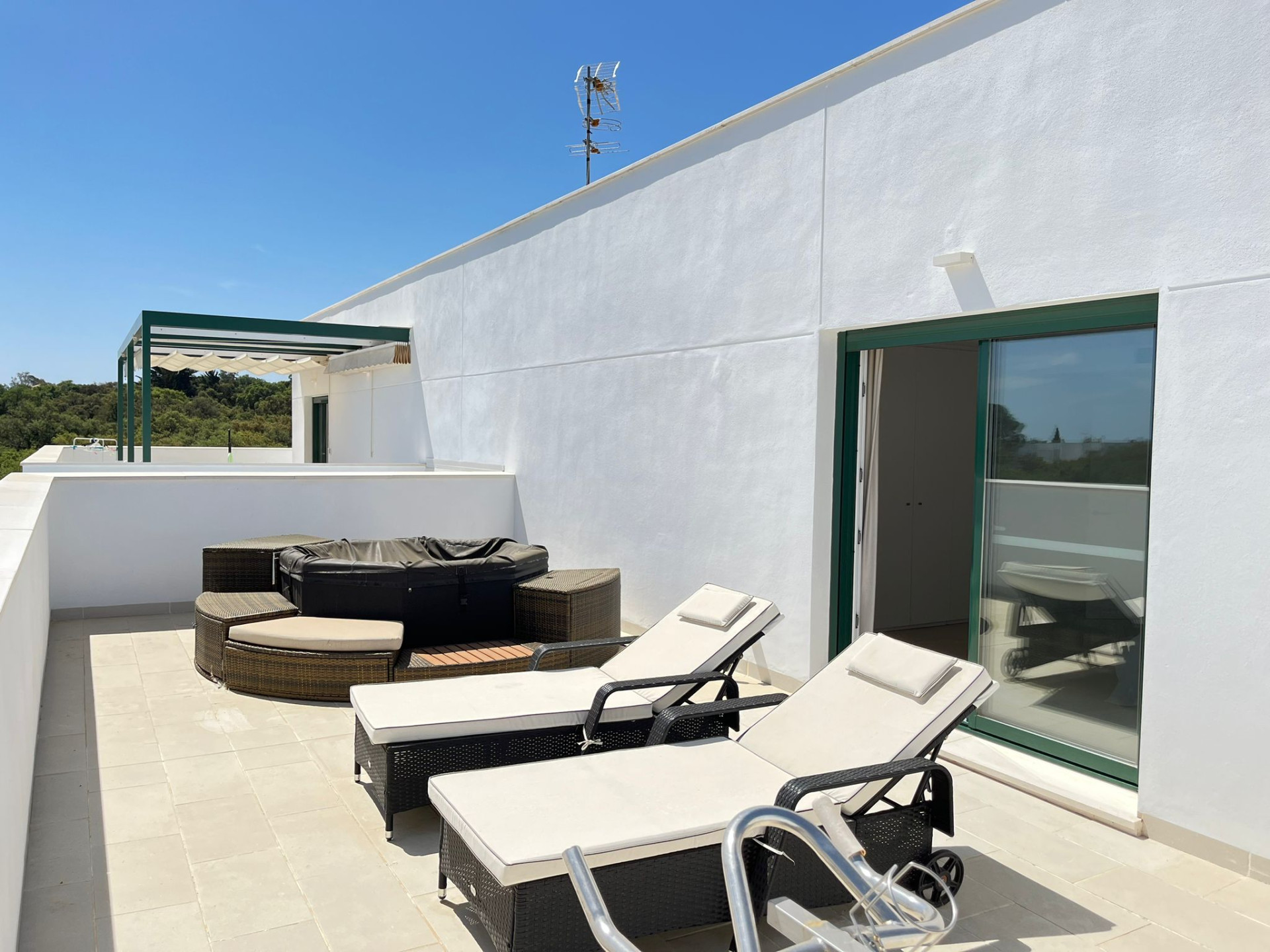 3 Bedroom Penthouse in Sotogrande - Photo 17