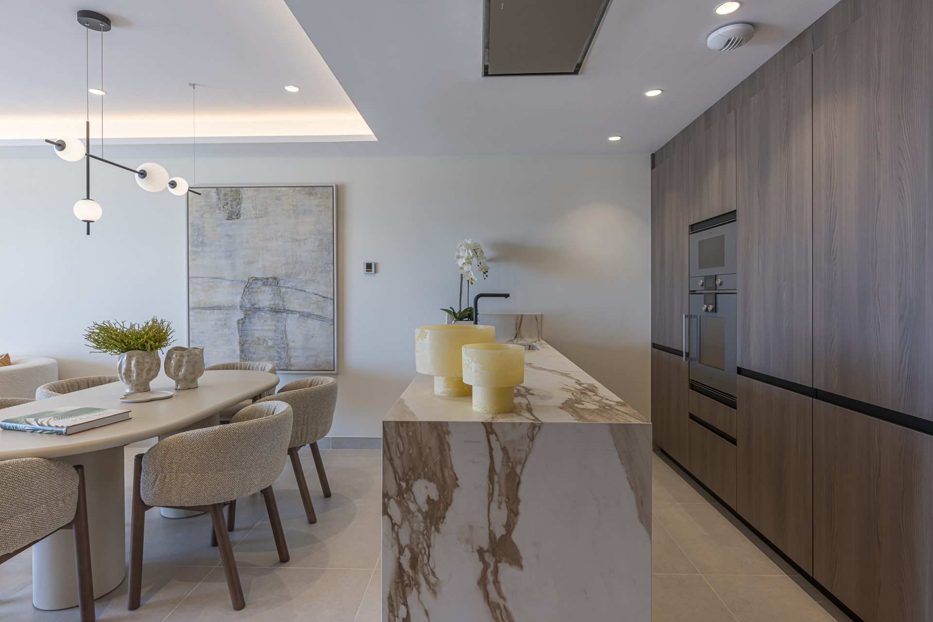 2 Bedroom Apartment in Estepona - Photo 16
