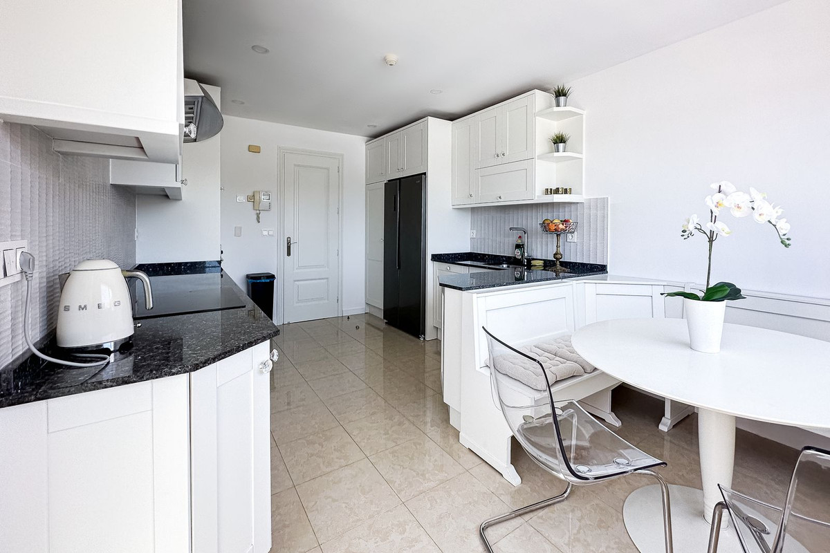 Apartamento com 3 quartos com vista mar em Málaga, Espanha – Foto 16