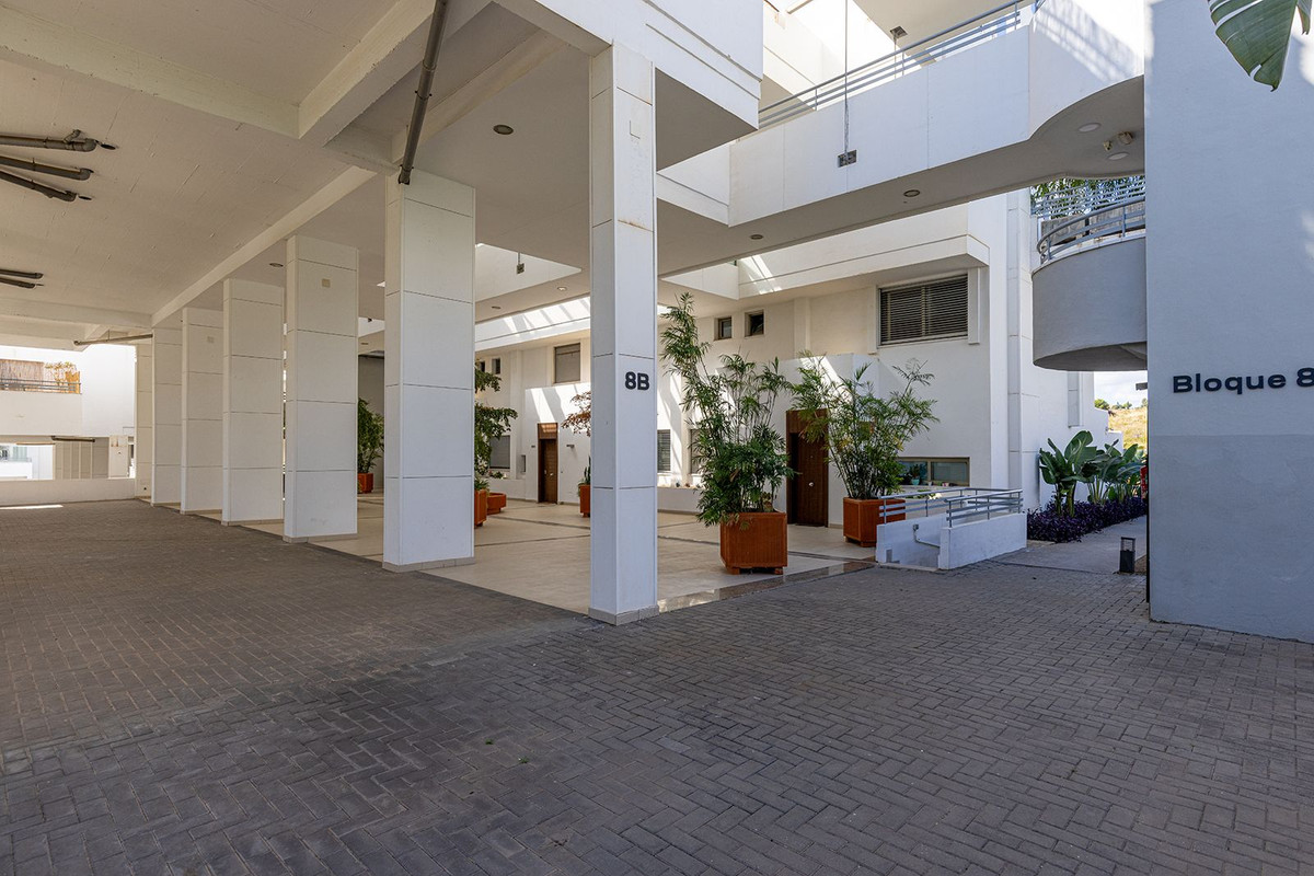 3 Bedroom Penthouse in Mijas - Photo 13