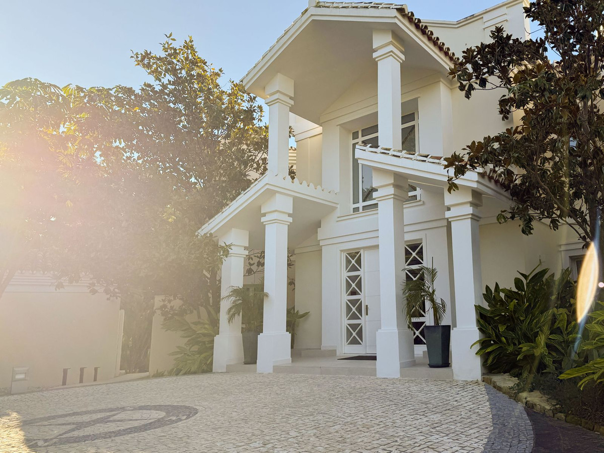 6 Bedroom Villa in Benahavís - Foto 2