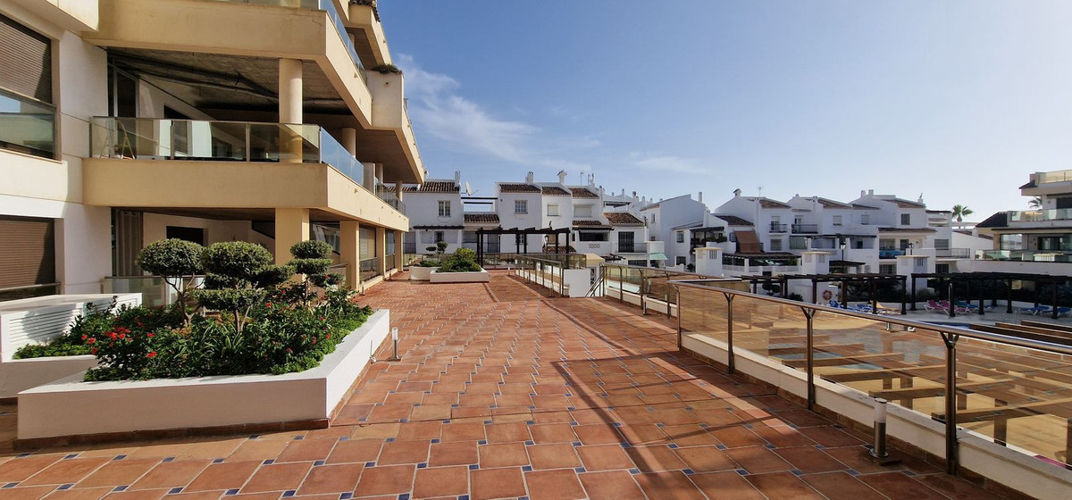 2 Bedroom Apartment in La Duquesa - Foto 20