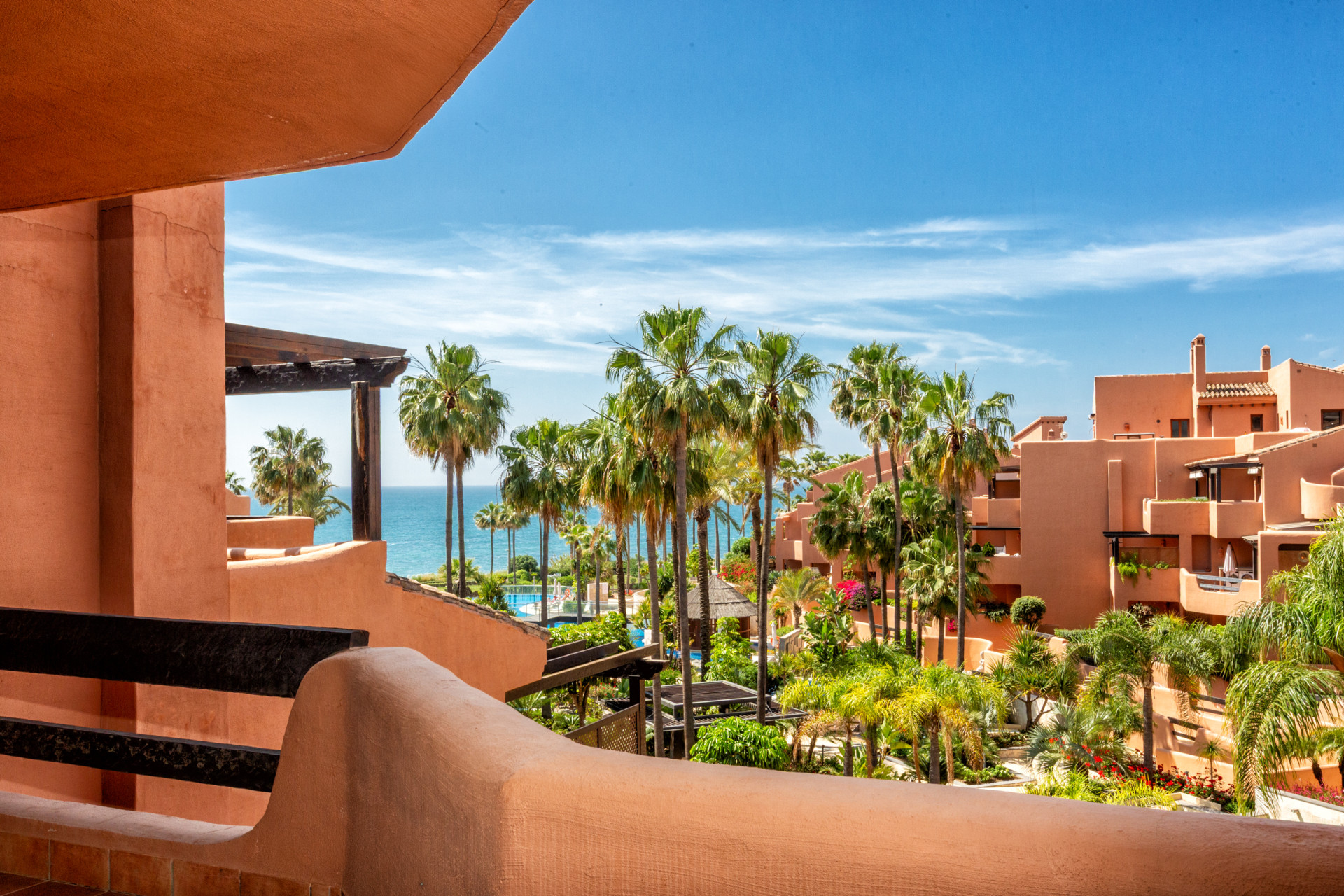3 Bedroom Apartment in Estepona - Photo 9