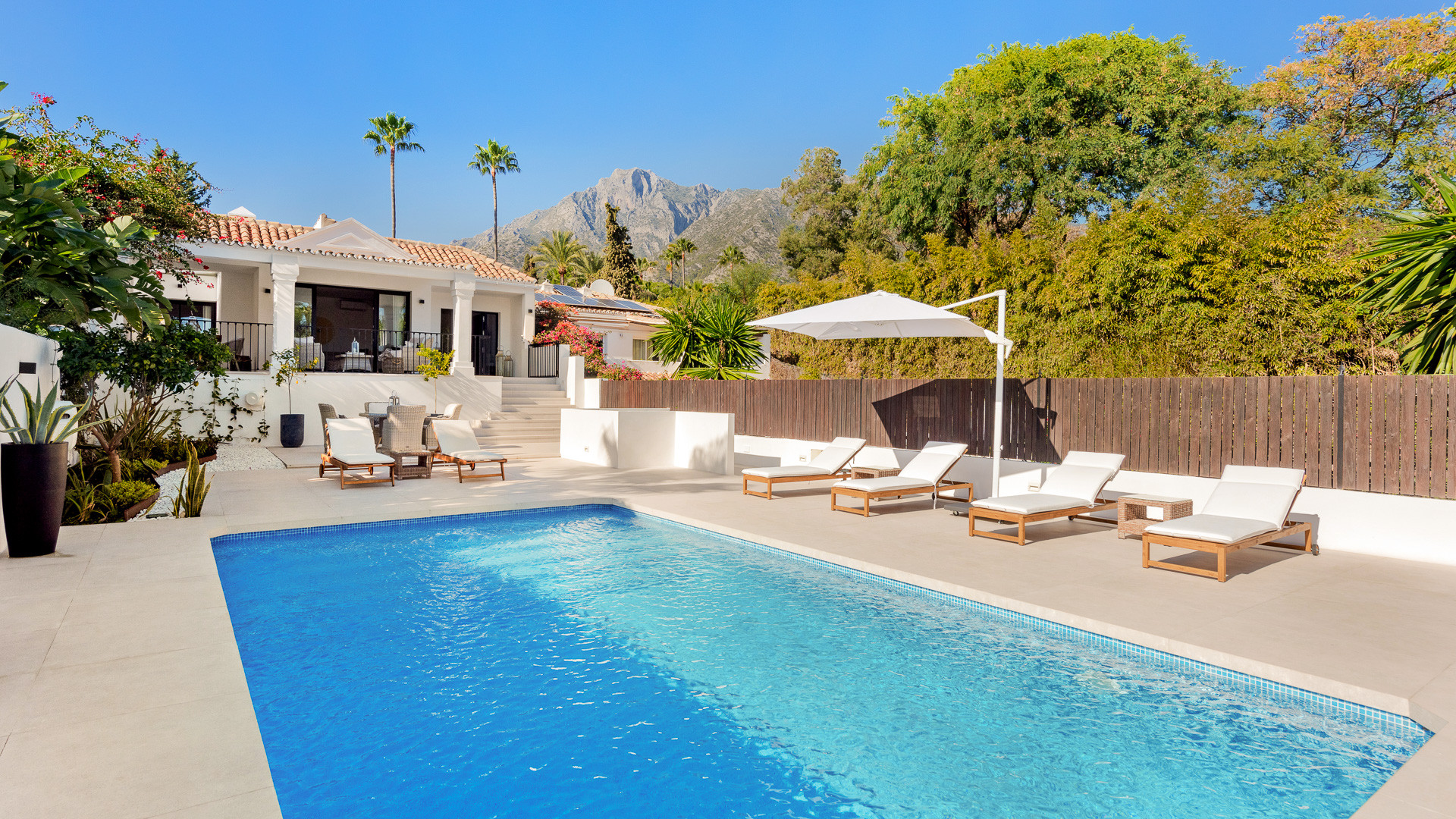 3 Bedroom Villa in Marbella - Photo 4