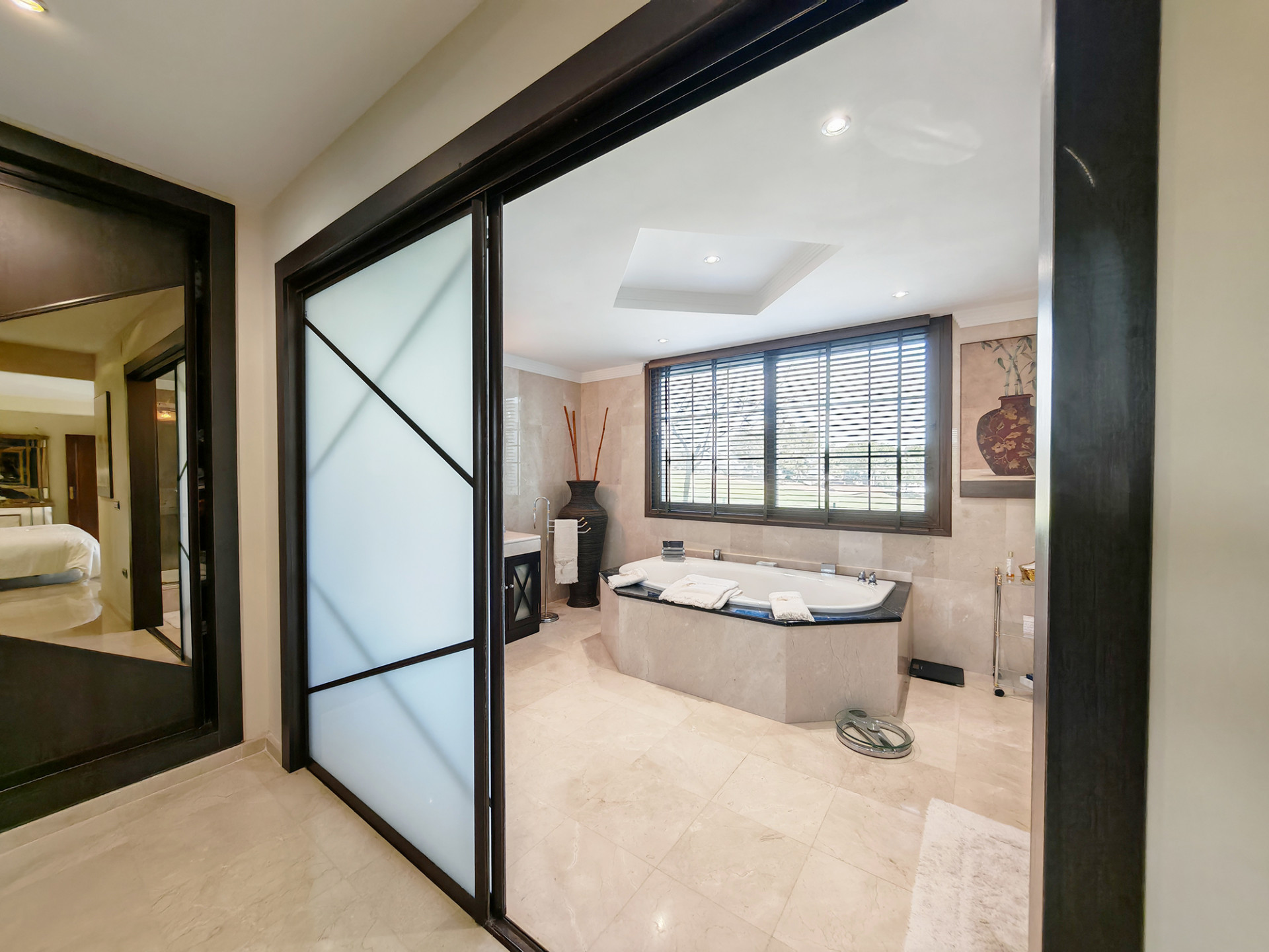 4 Bedroom Villa in Mijas - Photo 16