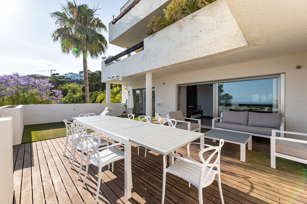 2 Bedroom Apartment in Benahavís - Foto 29