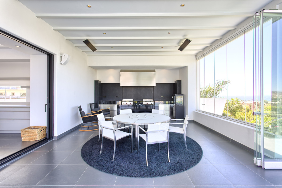 5 Bedroom Villa in Benahavís - Фото 10