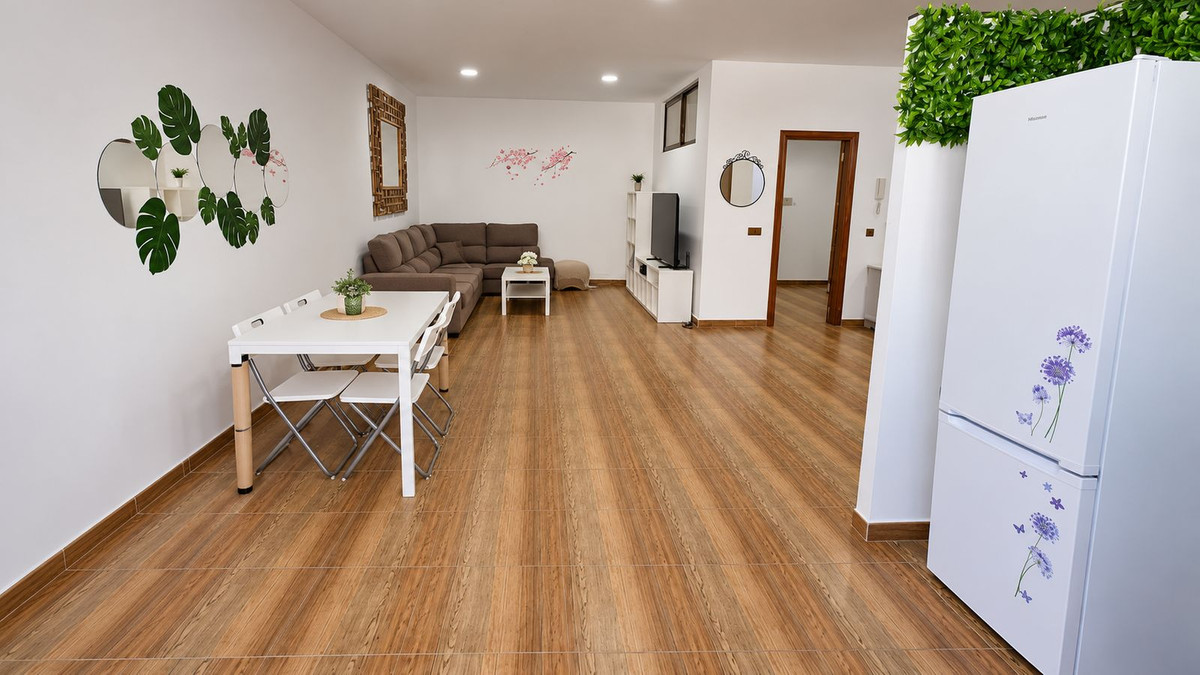 6 Bedroom Villa in Alhaurín de la Torre - Photo 23