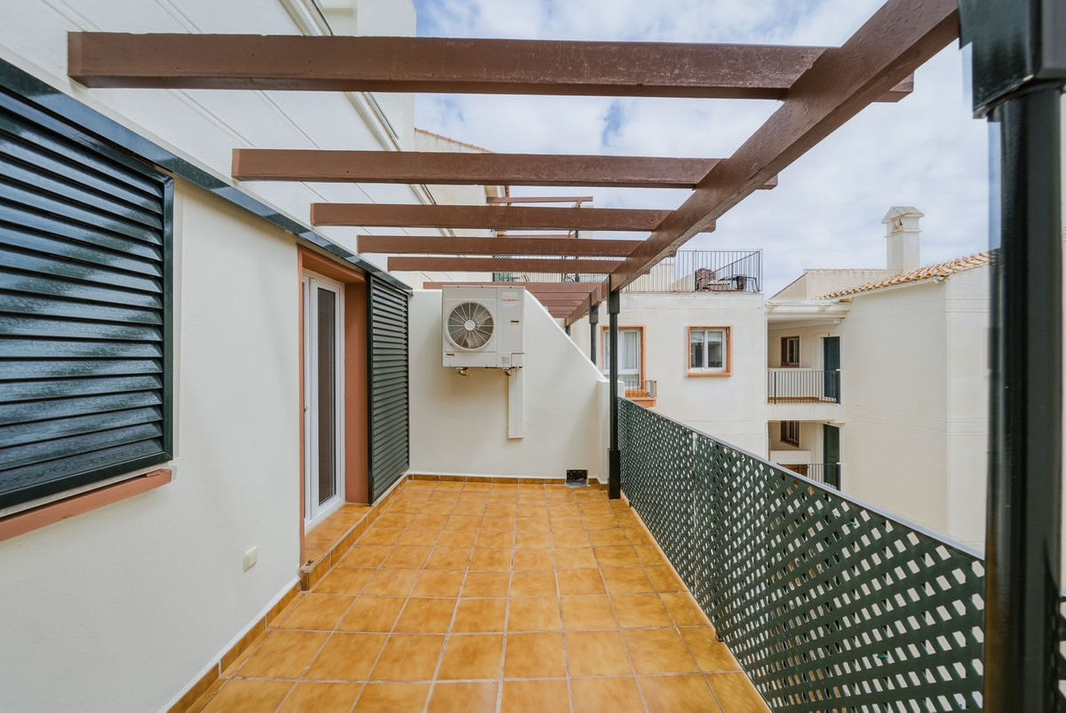 3 Bedroom Penthouse in Benalmádena - Photo 16