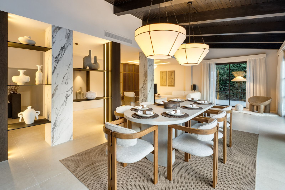5 Bedroom Villa in Marbella - Фото 12