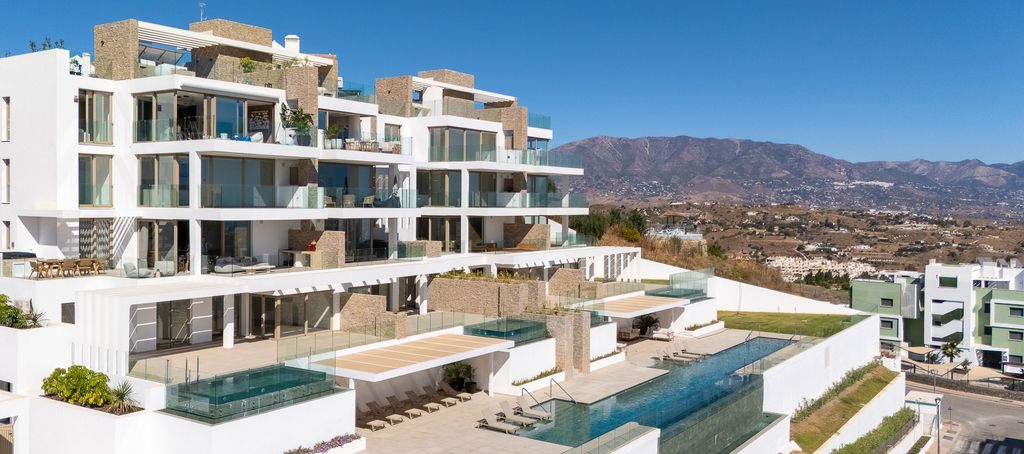2 Bedroom Apartment in Mijas - Photo 10