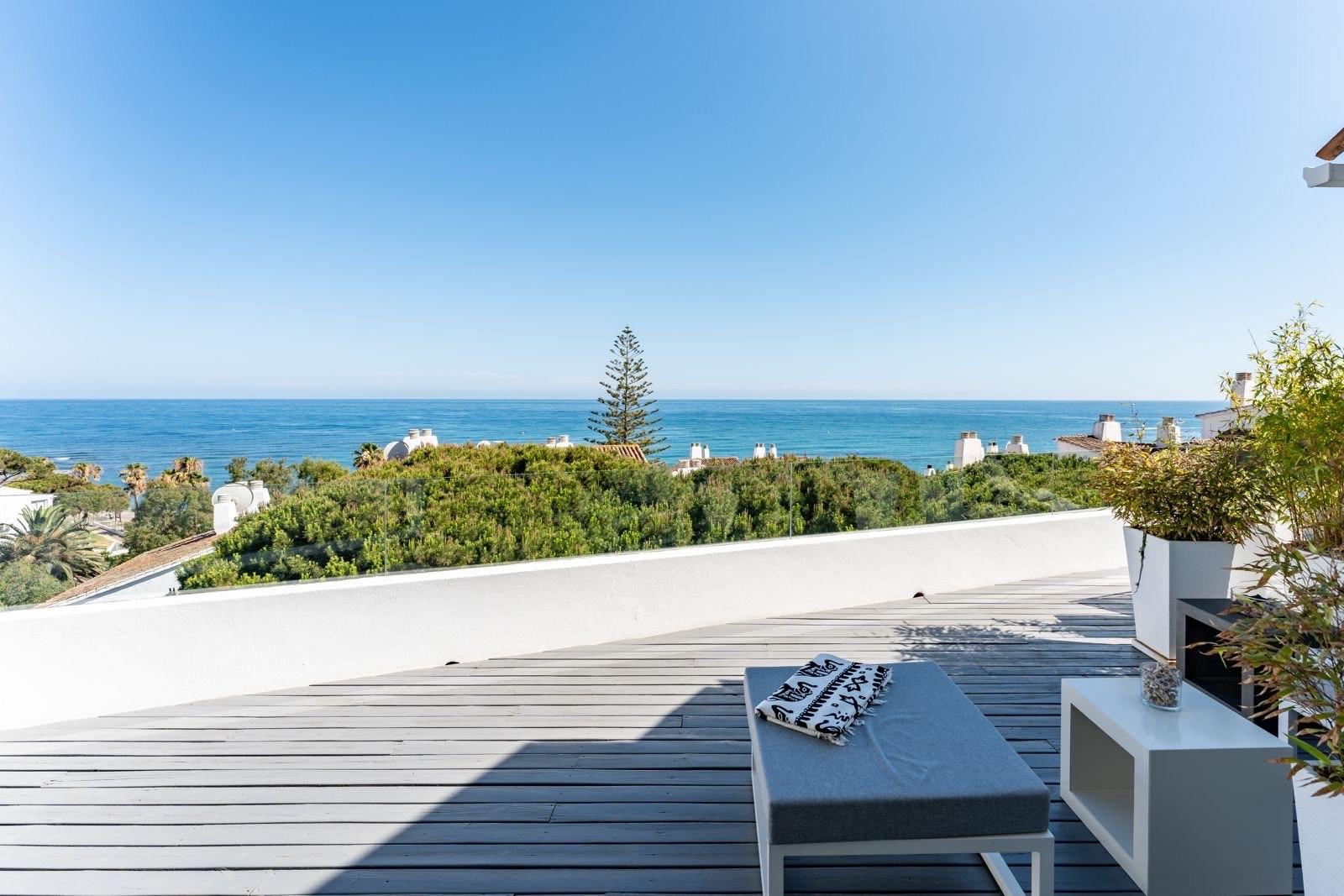 2 Bedroom Penthouse in Mijas - Photo 2