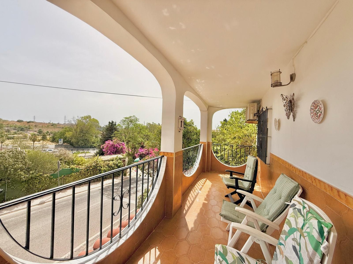 4 Bedroom Villa in Mijas - Photo 14