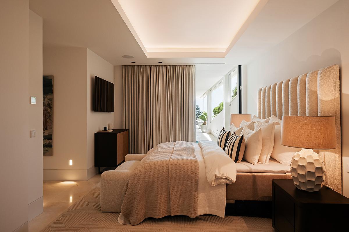 3 Bedroom Apartment in Benahavís - Photo 10
