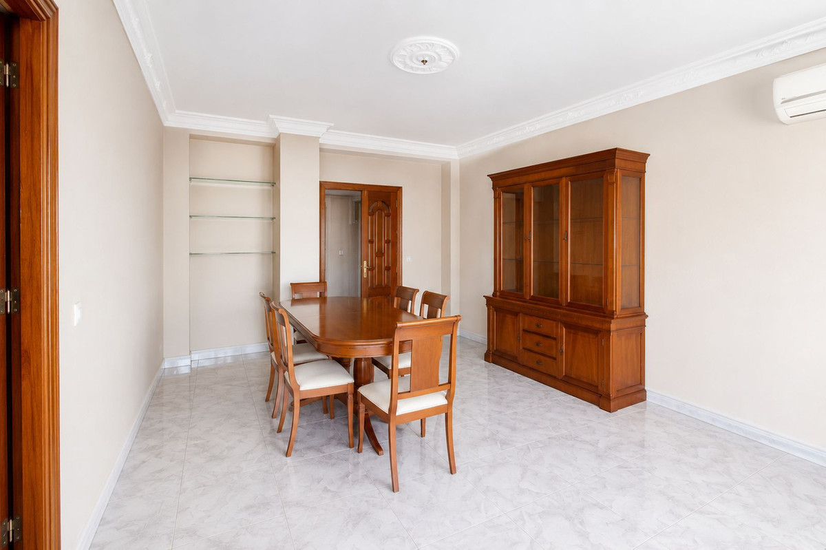 3 Bedroom Apartment in Fuengirola - Foto 5