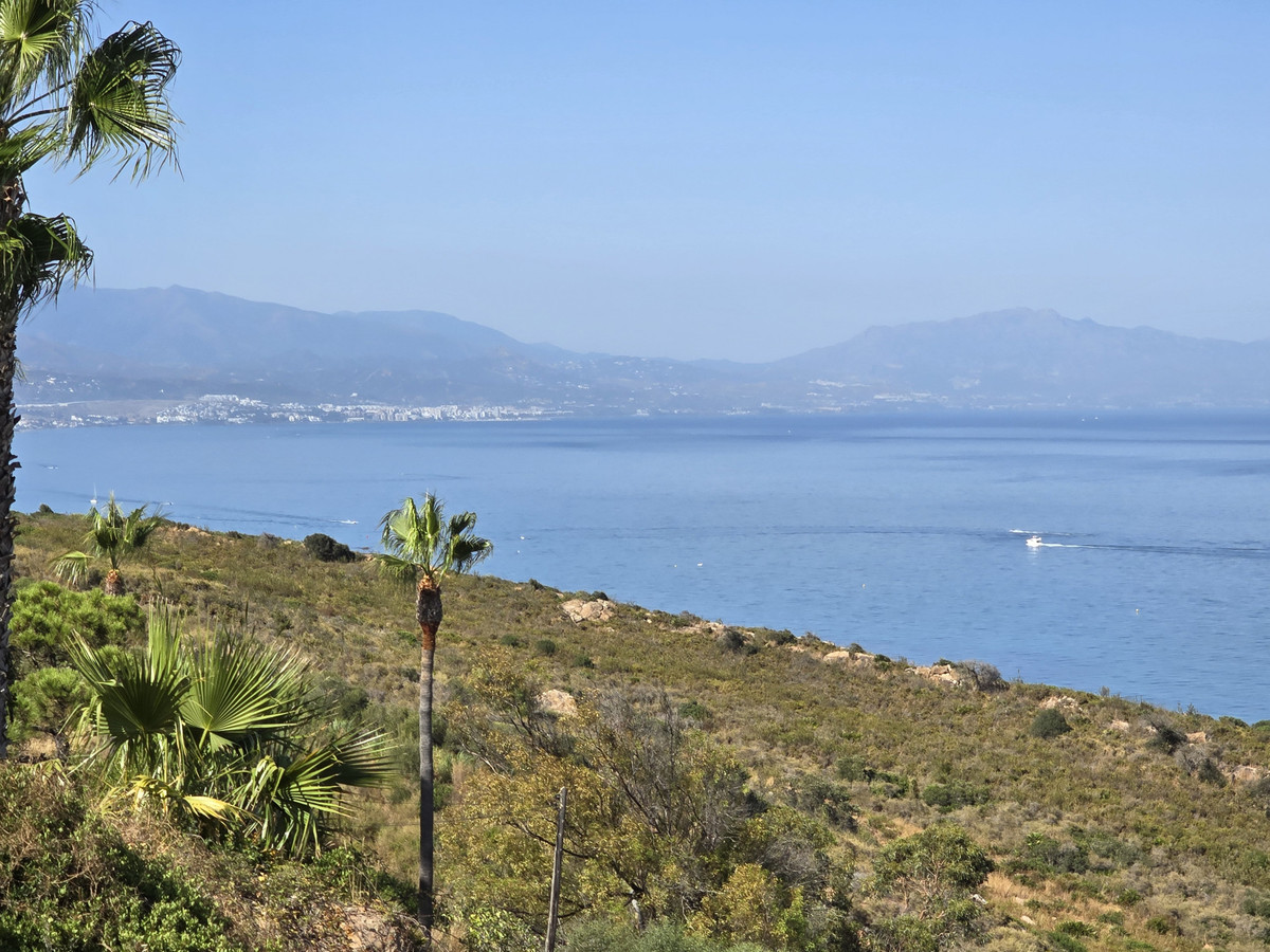 4,113 m² Plot in Manilva - Photo 5