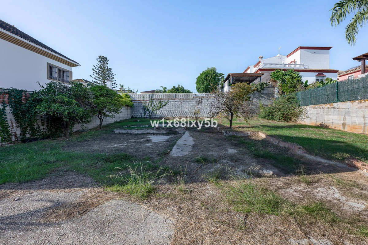 Plot in San Pedro de Alcántara