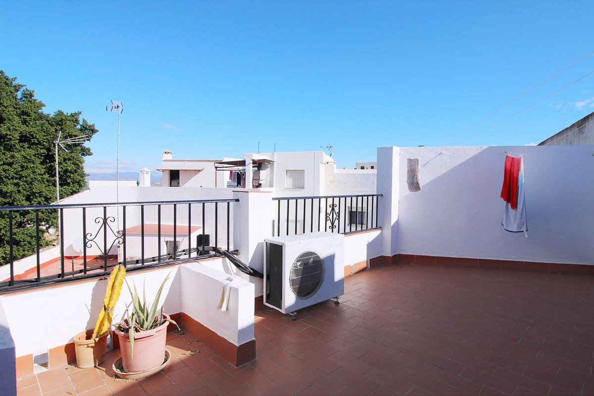 4 Bedroom Townhouse in Coín - Foto 17