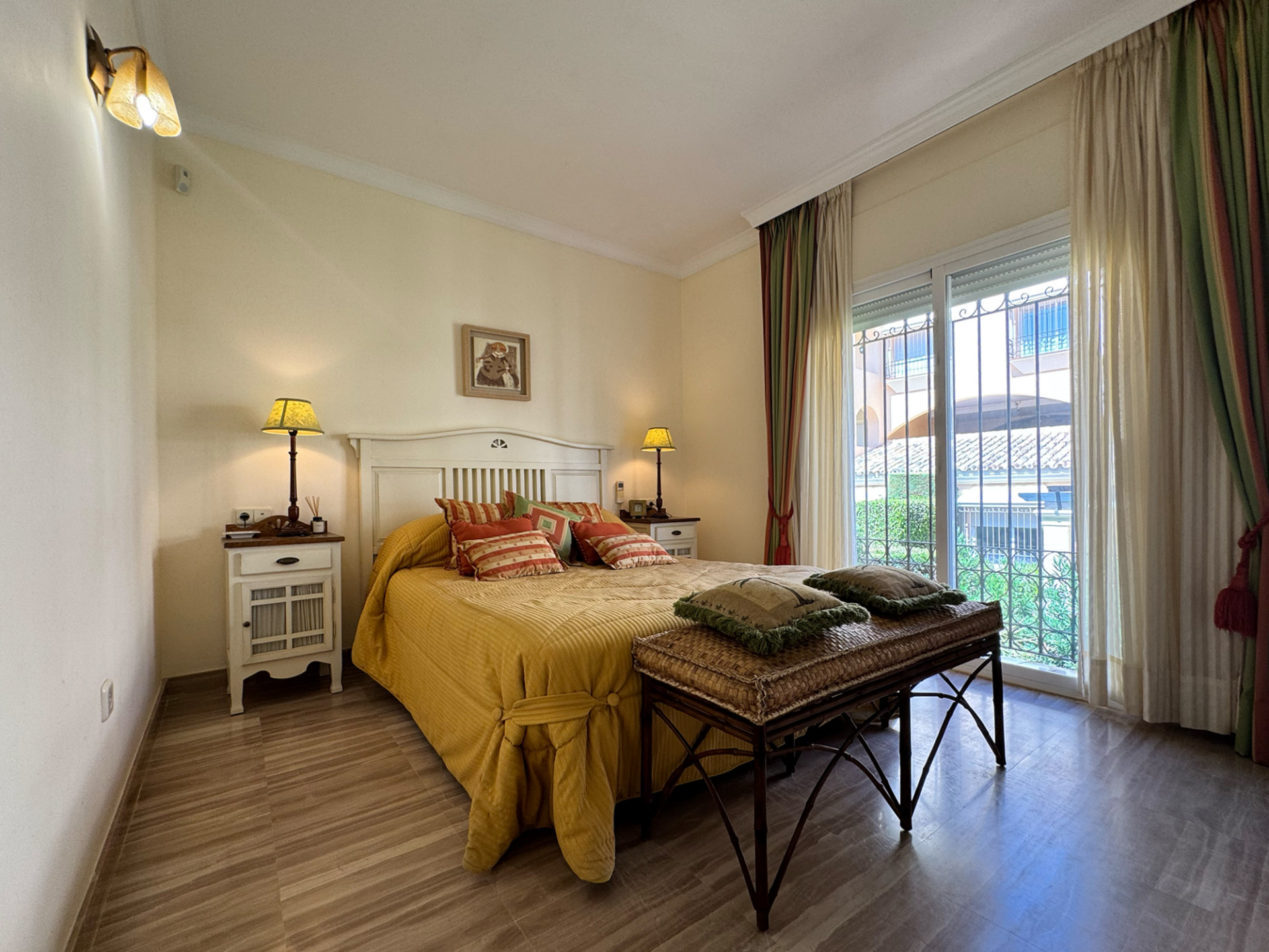 3 Bedroom Apartment in Marbella - Photo 14