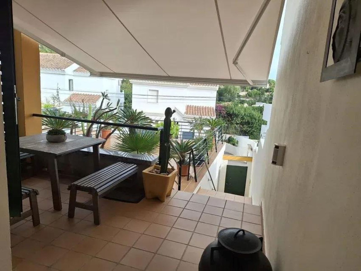 3 Bedroom Townhouse in Benalmádena - Photo 5