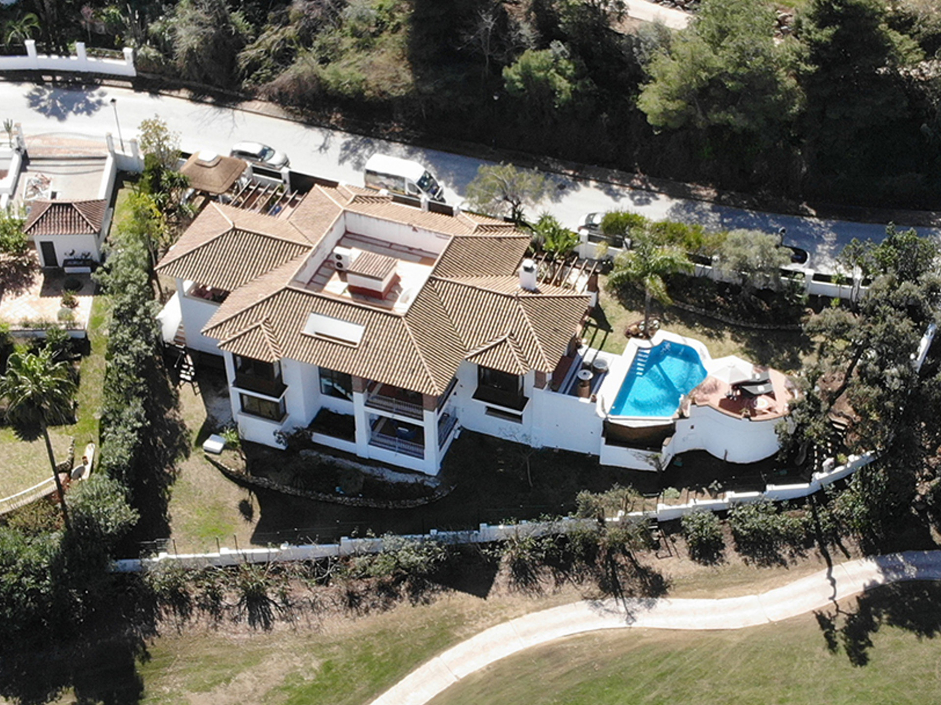 4 Bedroom Villa in Mijas - Photo 2