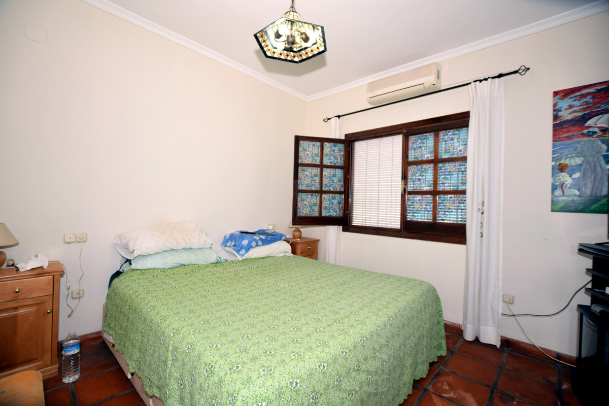 3 Bedroom Townhouse in San Pedro de Alcántara - Photo 7