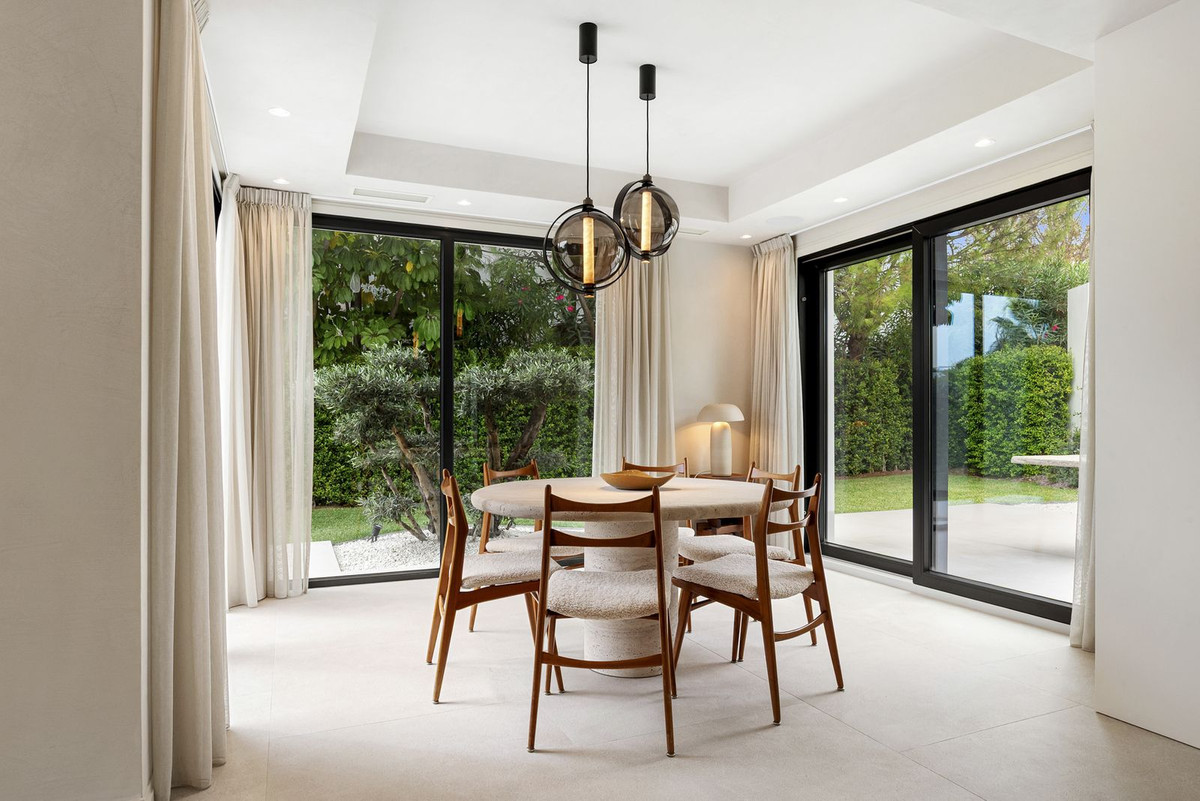 4 Bedroom Villa in Benahavís - Foto 13