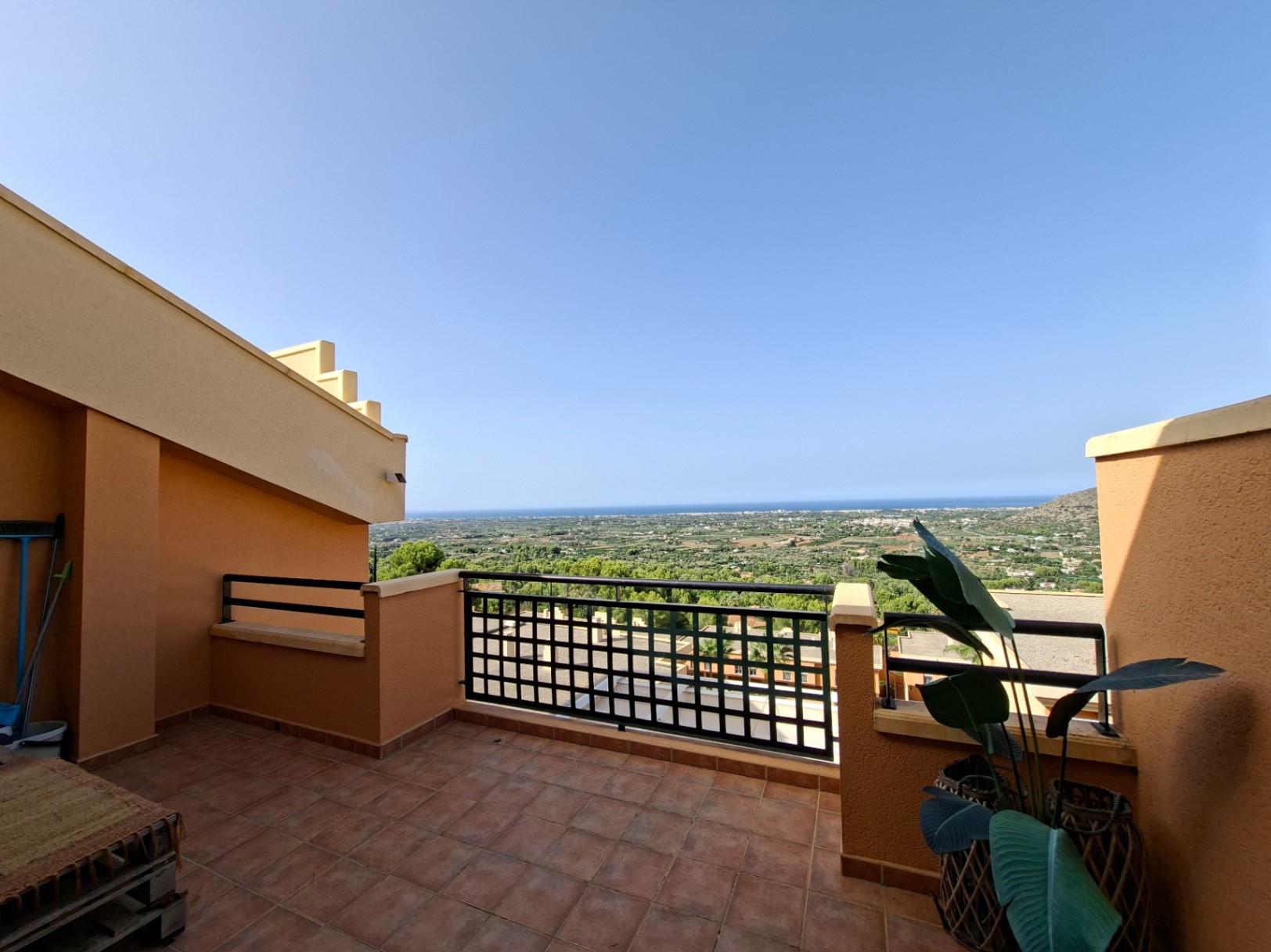 Apartamento com 2 quartos com piscina em Alicante, Espanha – Foto 2