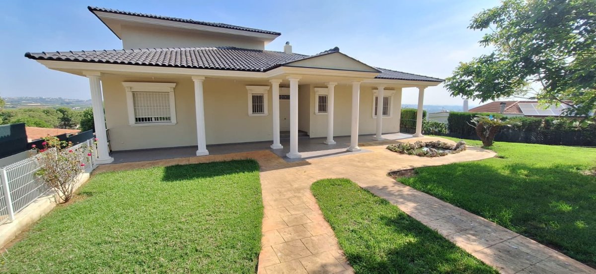 Villa in Picassent