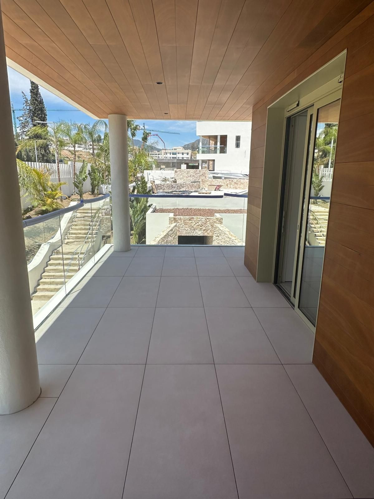 2 Bedroom Apartment in Marbella - Photo 29