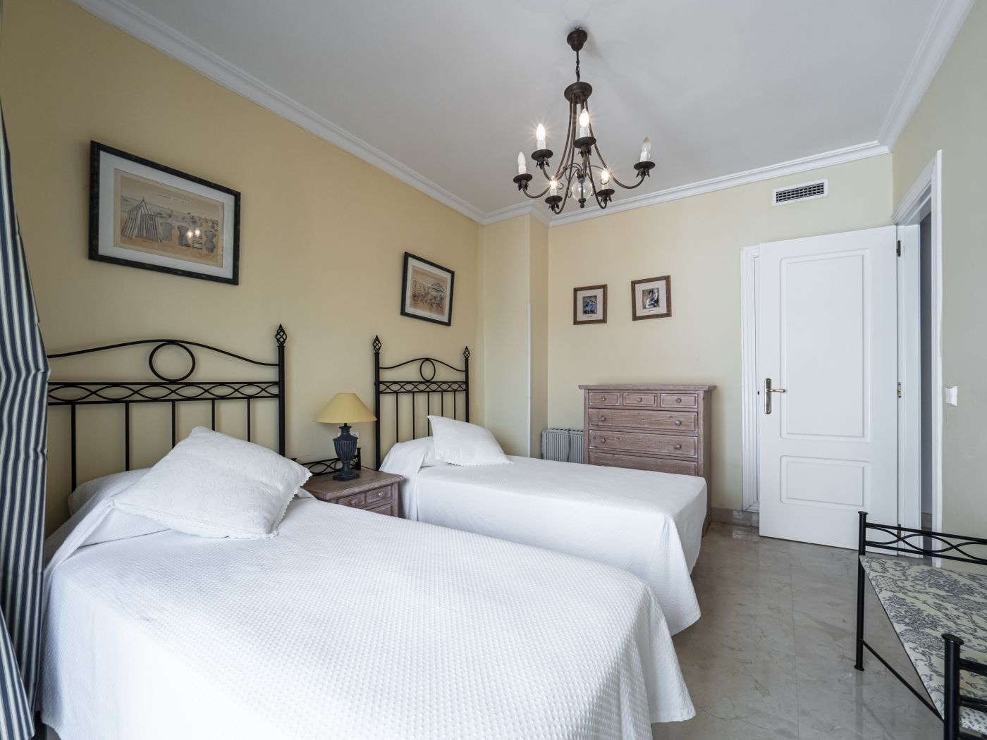 3 Bedroom Apartment in Marbella - Foto 15