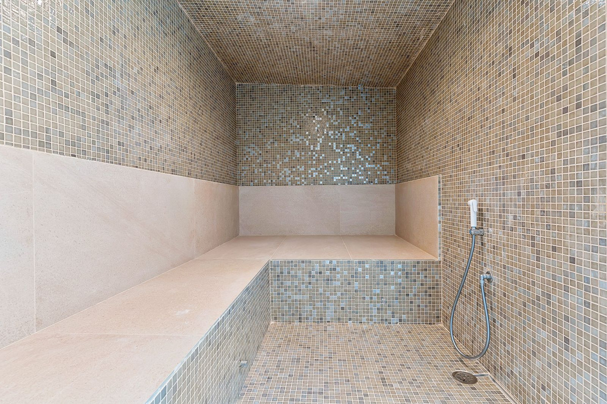 6 Bedroom Villa in San Pedro de Alcántara - Foto 30