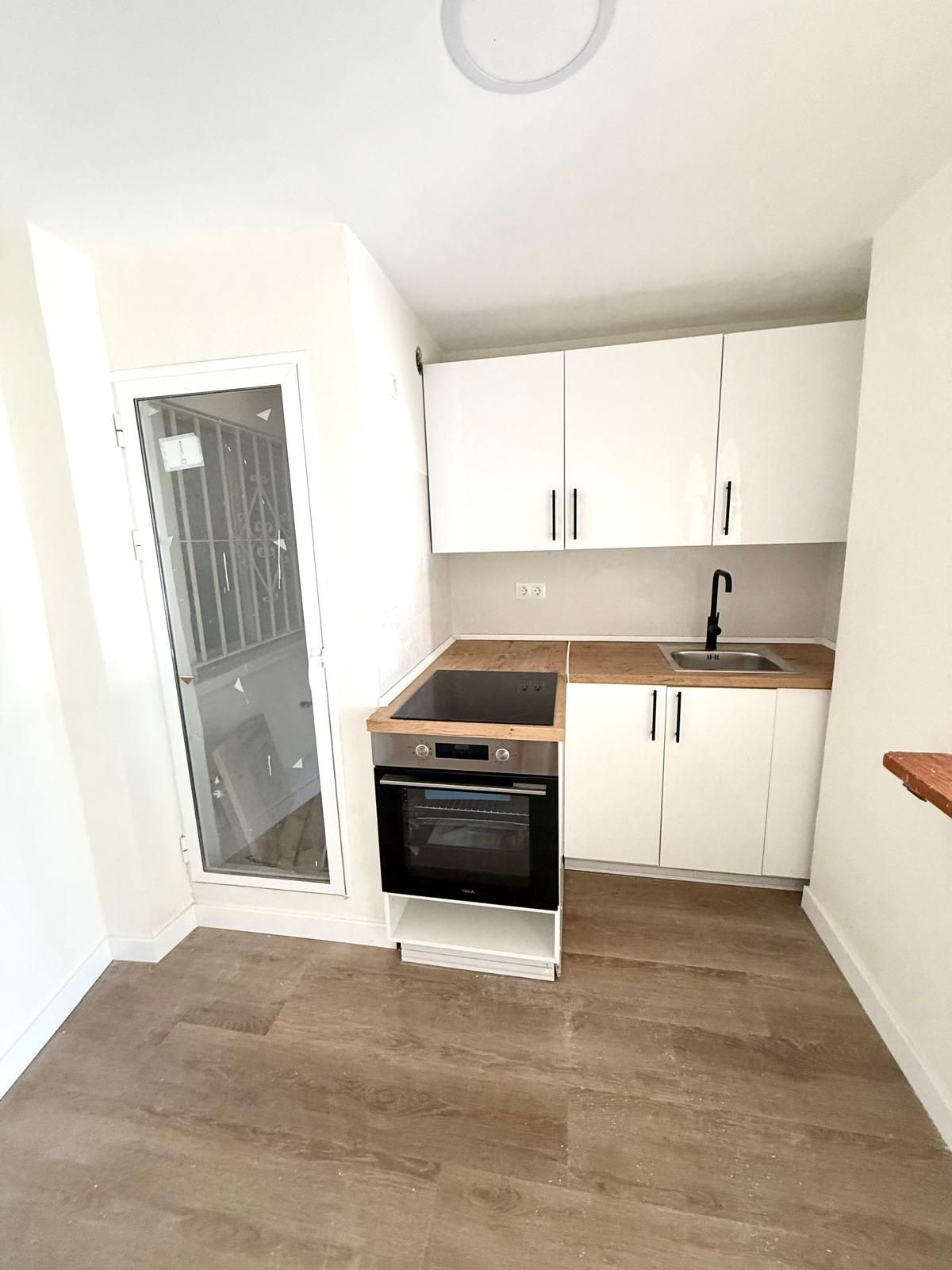 3 Bedroom Apartment in Vélez-Málaga - Photo 3