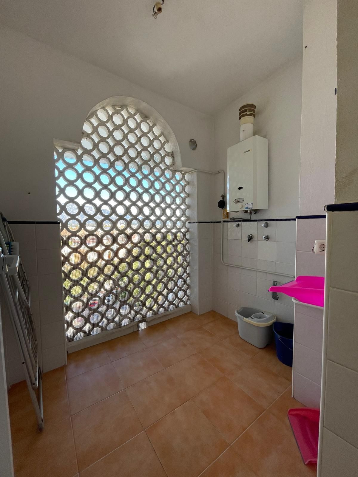 2 Bedroom Penthouse in San Pedro de Alcántara - Photo 11
