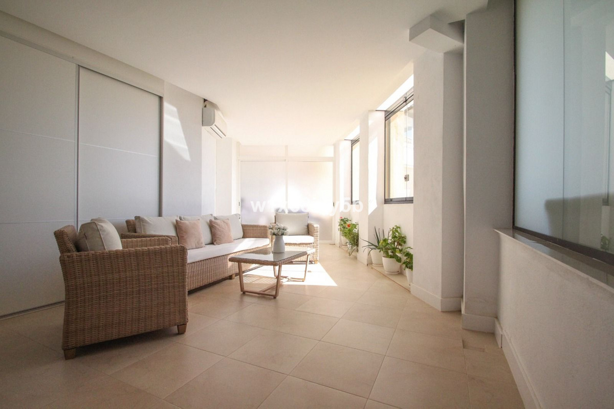 2 Bedroom Apartment in San Pedro de Alcántara - Фото 16