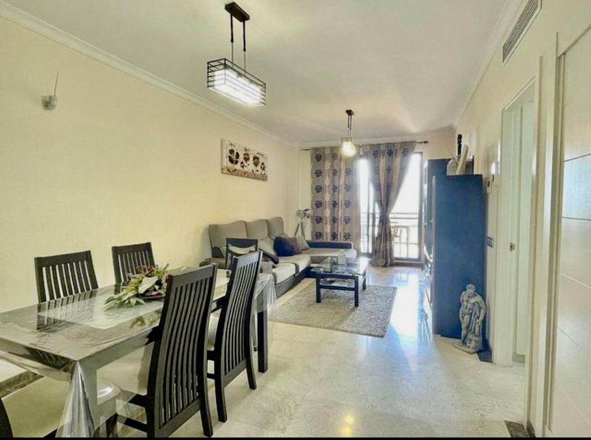 2 Bedroom Apartment in Mijas - Foto 2