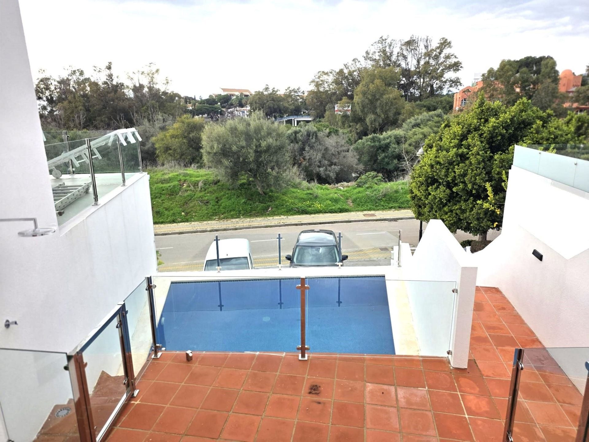 4 Bedroom Villa in Marbella - Photo 22