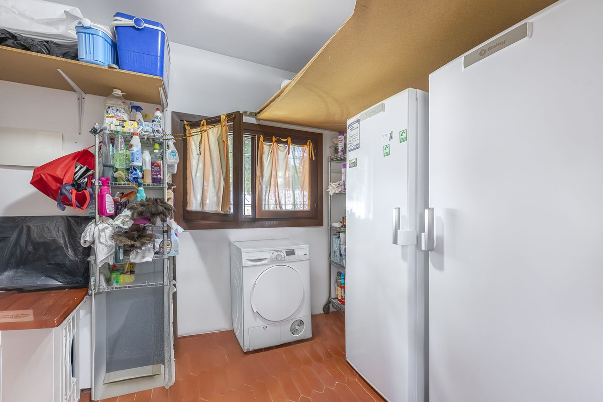 3 Bedroom Villa in San Pedro de Alcántara - Фото 22