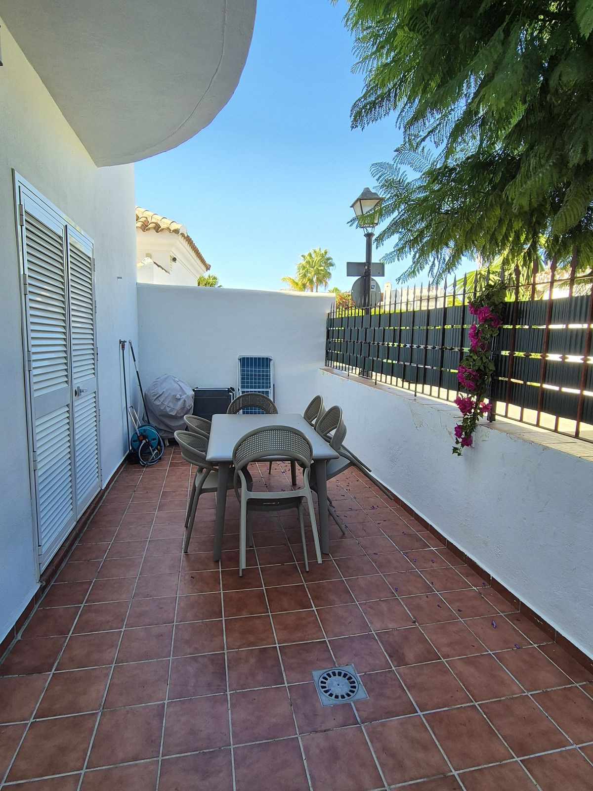 3 Bedroom Townhouse in Estepona - Photo 16