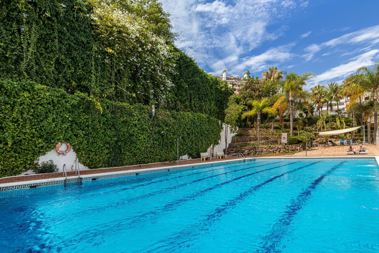 3 Bedroom Apartment in Marbella - Photo 16