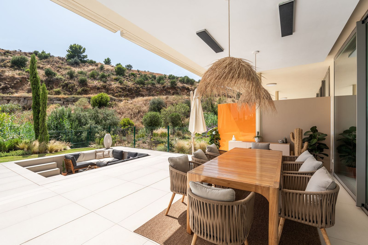 3 Bedroom Apartment in Benalmádena - Photo 12
