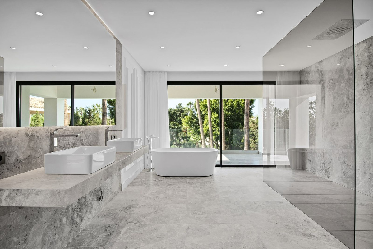 6 Bedroom Villa in Marbella - Фото 23