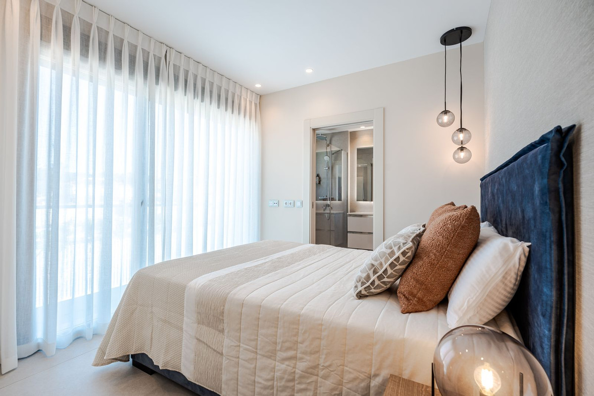 3 Bedroom Apartment in Estepona - Photo 31