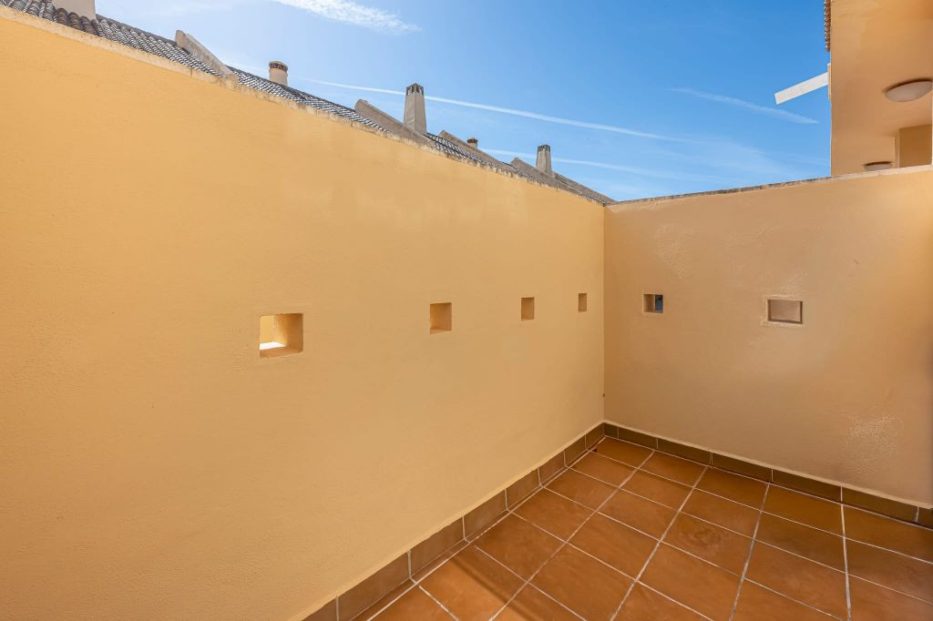 4 Bedroom Townhouse in Mijas - Photo 19