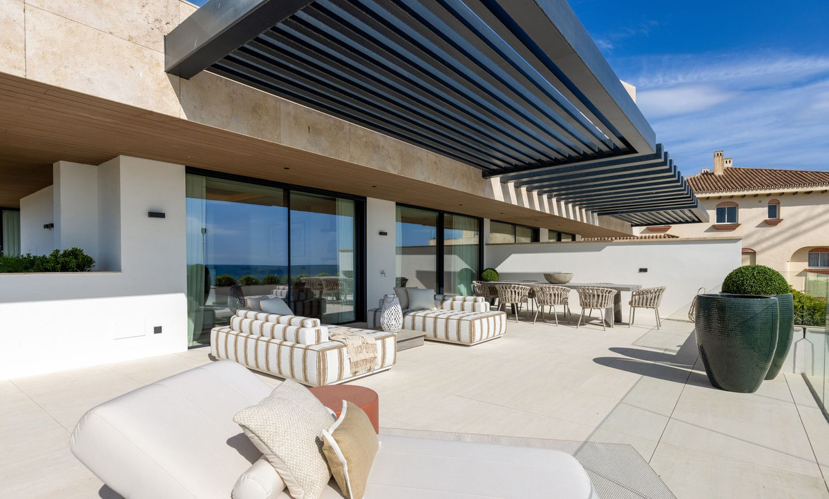 3 Bedroom Villa in Estepona - Photo 26