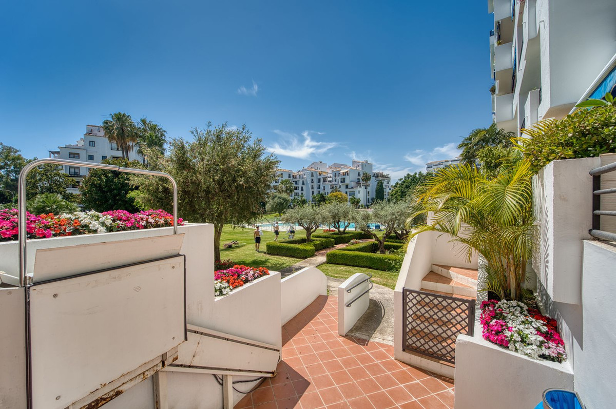 Apartamento com 4 quartos com piscina em Málaga, Espanha – Foto 28